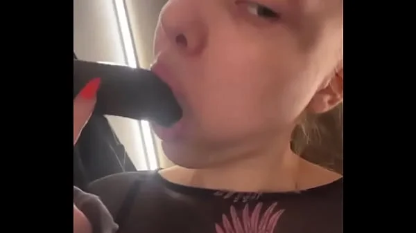 Blowjob in the Changing room